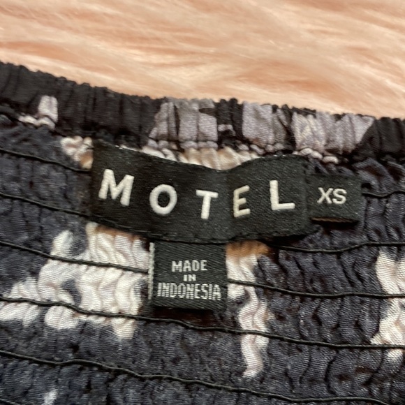 MOTEL ROCKS Velina Smocked Long Sleeve Top sz XS - Picture 9 of 11